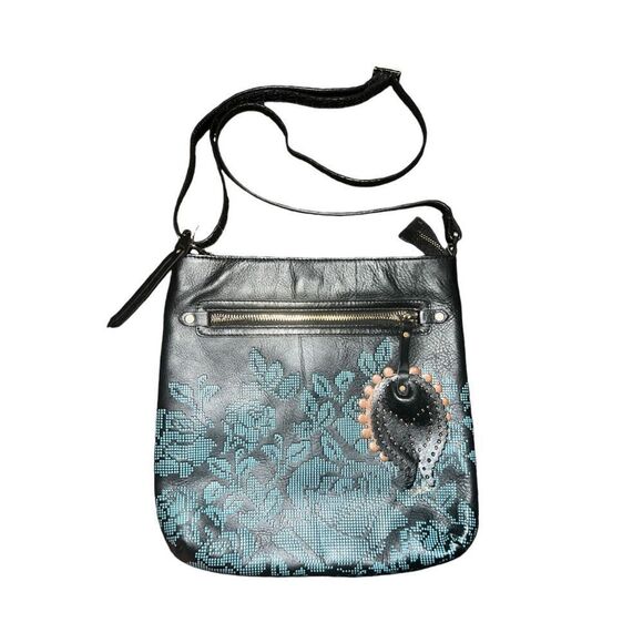 ✨Velez Crossbody Leather Bag✨ - Picture 6 of 11